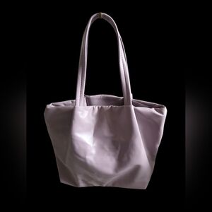 💜NWOT Large Neiman Marcus Lilac Tote💜